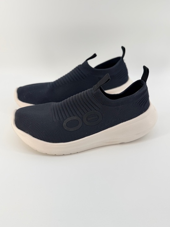 OOFOS OOmy Zen Slip-On Athletic Recovery Shoe in Chalk Black main image 8
